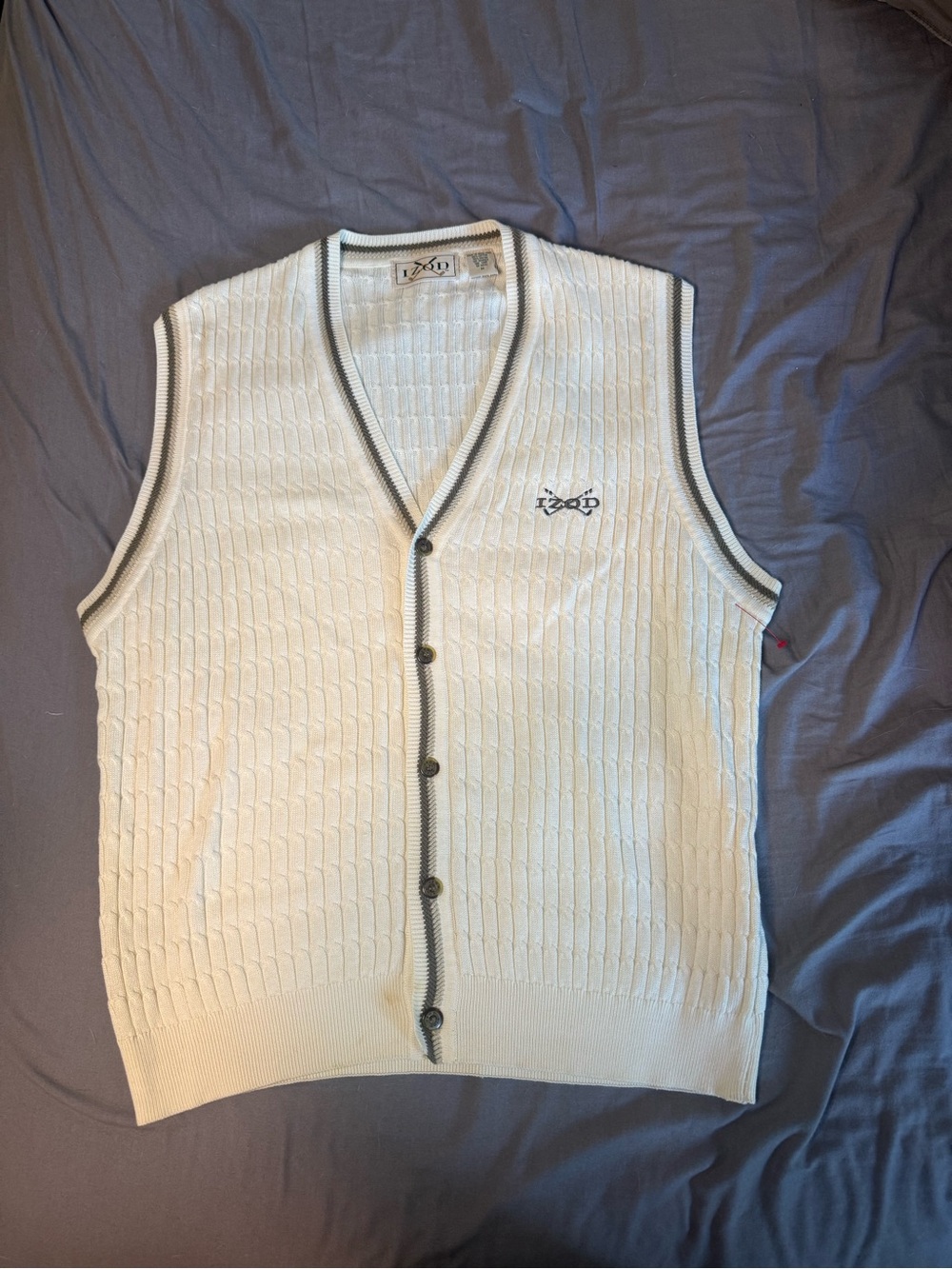 VTG Izod Men’s Sweater Vest M Cream Cable Knit Button Front Cotton Rayon Golf